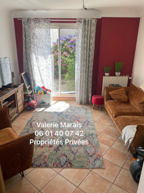 Maison - 99 m² - 5 pièces