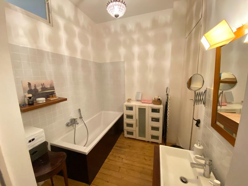 Appartement bourgeois - 104 m² - 5 pièces