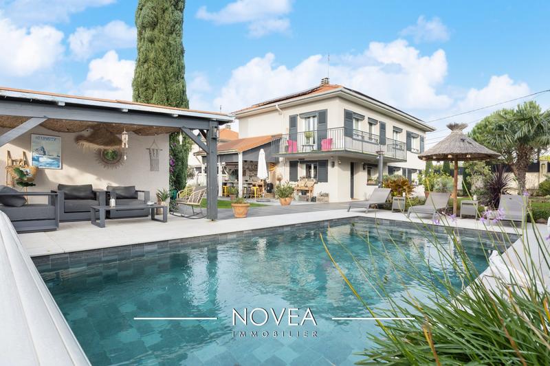 Maison - 185 m² - 5 pièces