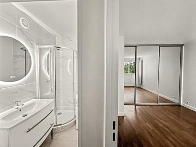 Appartement - 95 m² - 4 pièces