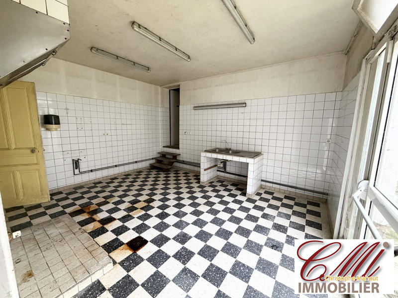 Immeuble - 355 m² - 14 pièces