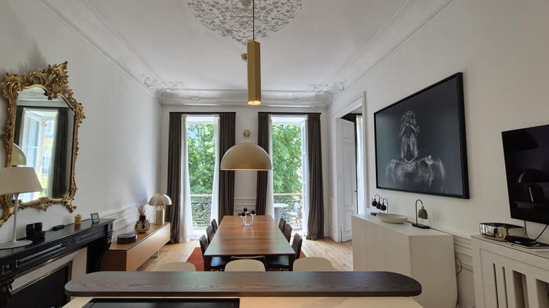 Appartement - 164 m² - 5 pièces