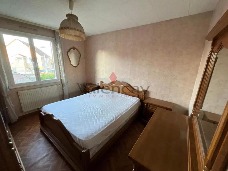 Maison - 82 m² - 5 pièces