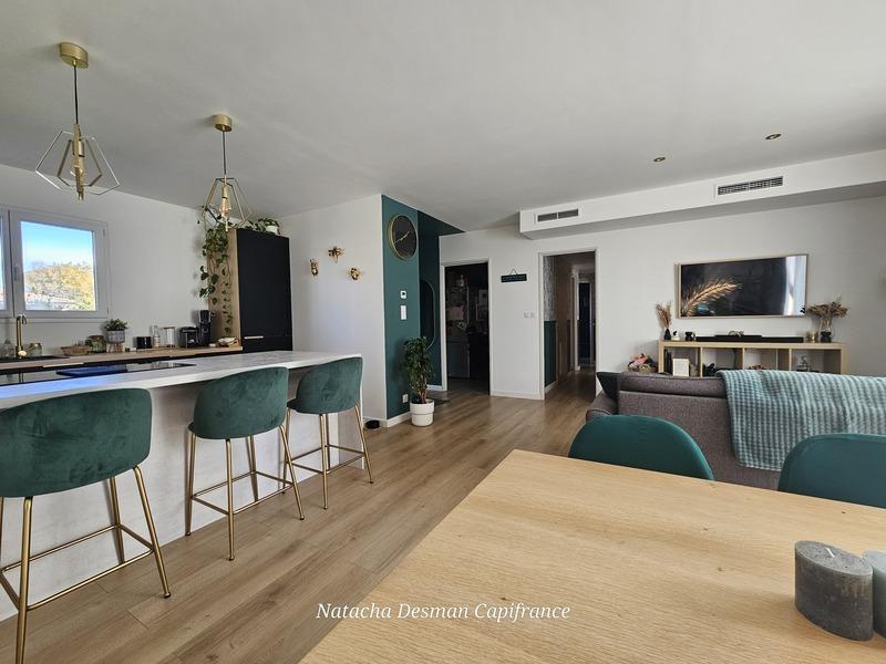 Maison - 94 m² - 4 pièces