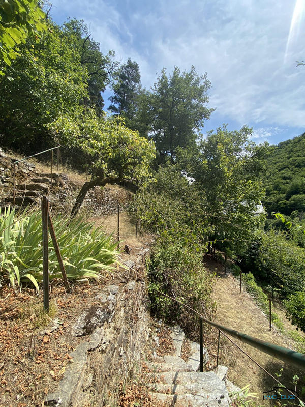 Maison - 180 m² - 10 pièces