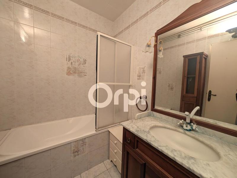 Appartement - 75 m² - 3 pièces