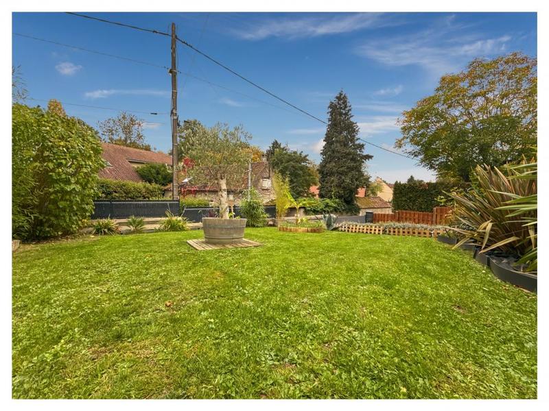 Maison - 110 m² - 4 pièces