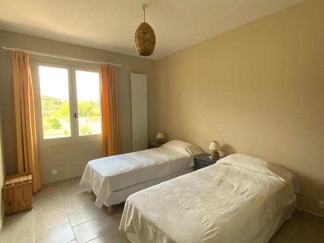 Maison - 138 m² - 4 pièces