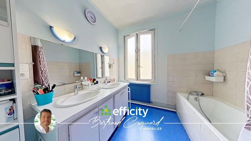 Appartement - 141 m² - 5 pièces