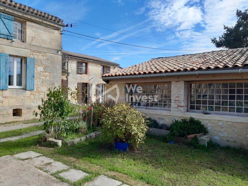 Maison ancienne - 300 m² - 11 pièces