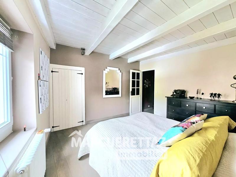 Maison - 140 m² - 5 pièces