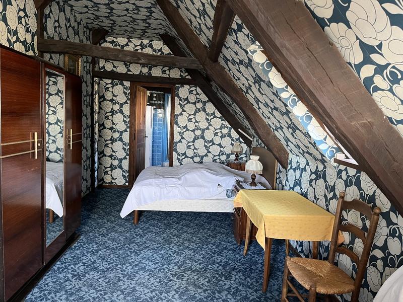 Maison - 224 m² - 12 pièces