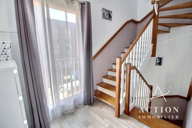 Maison - 101 m² - 5 pièces