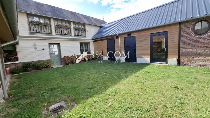 Propriété - 330 m² - 13 pièces