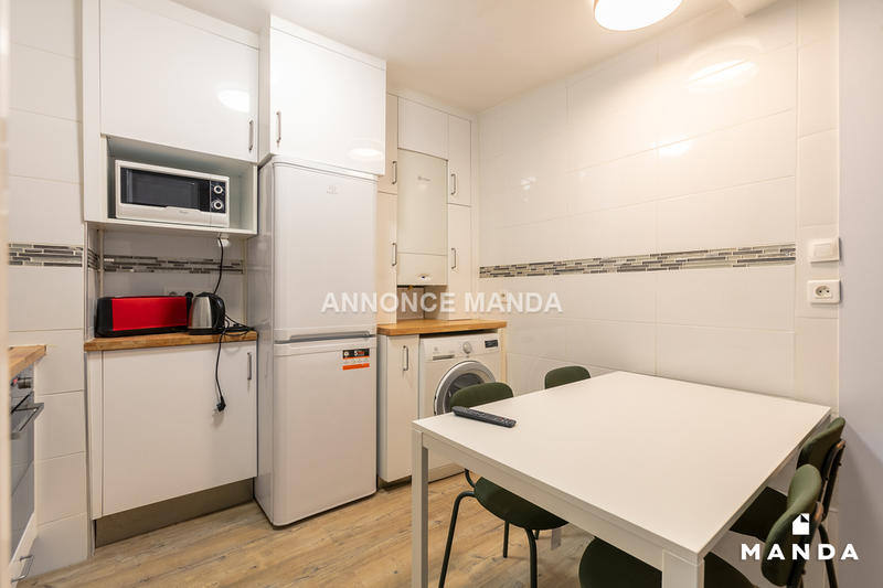 Chambre - 11 m² - 5 pièces