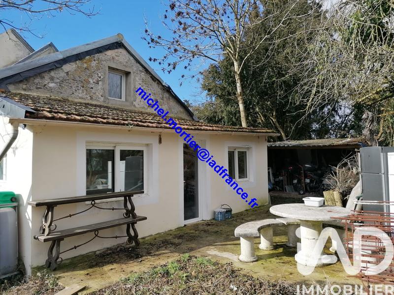 Maison - 217 m² - 9 pièces