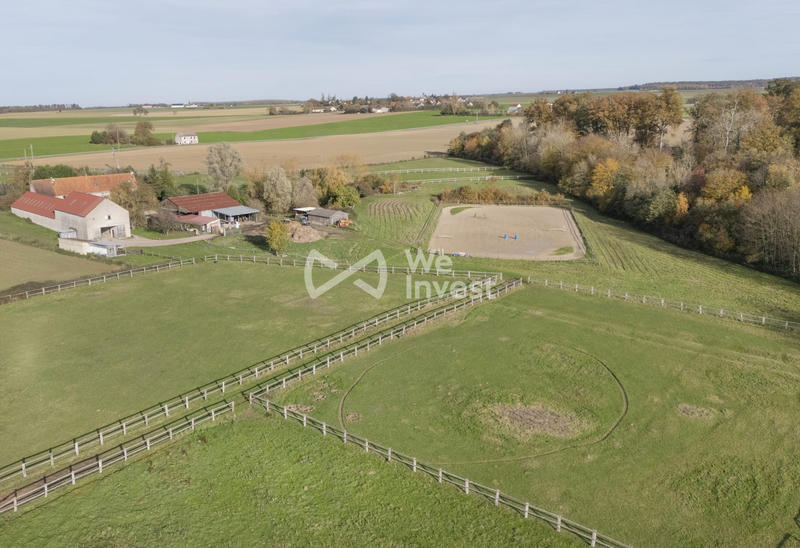 Maison - 220 m² - 9 pièces