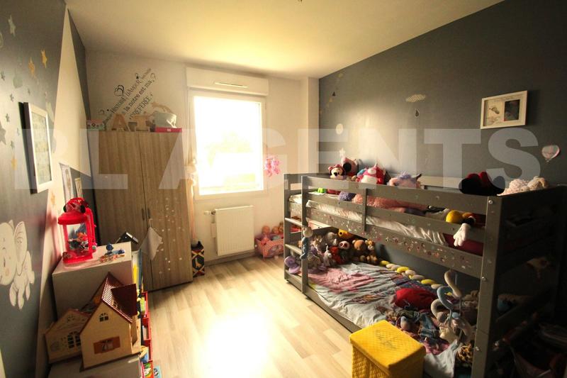 Pavillon - 100 m² - 5 pièces