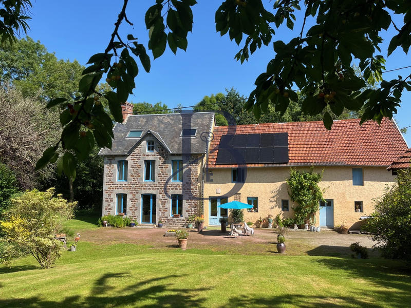 Maison ancienne - 130 m² - 6 pièces