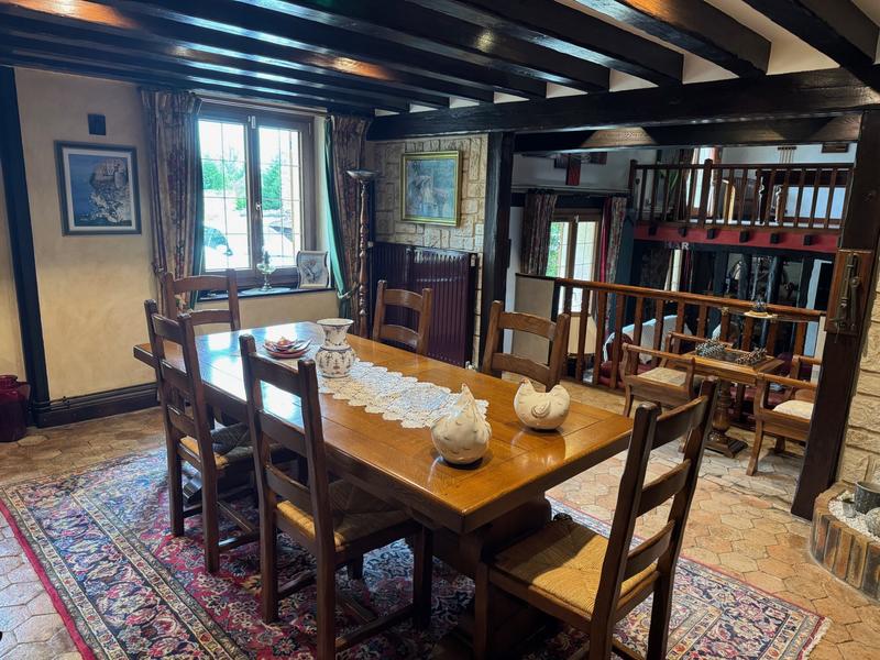 Maison - 162 m² - 7 pièces