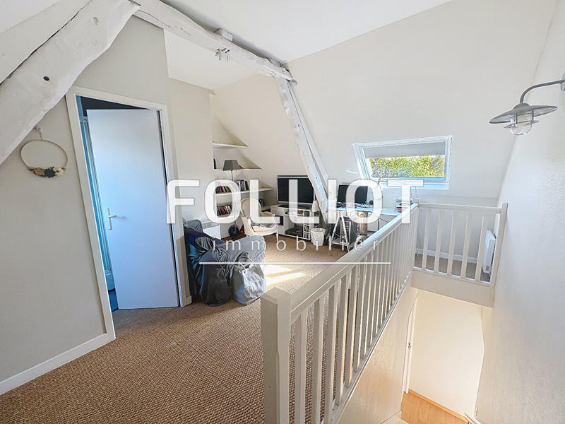 Maison - 198 m² - 10 pièces