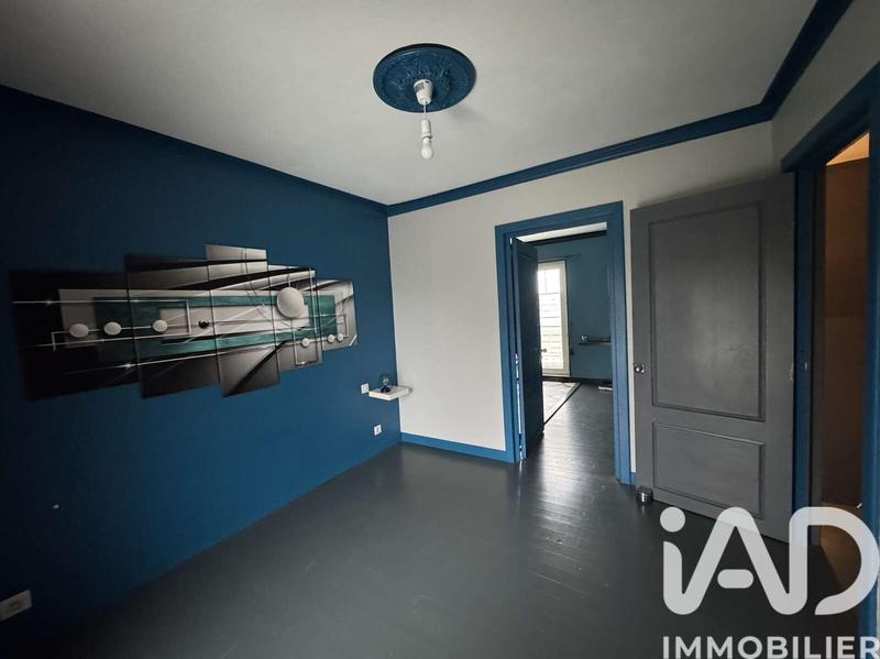 Maison - 182 m² - 7 pièces