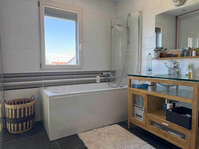 Maison - 190 m² - 7 pièces