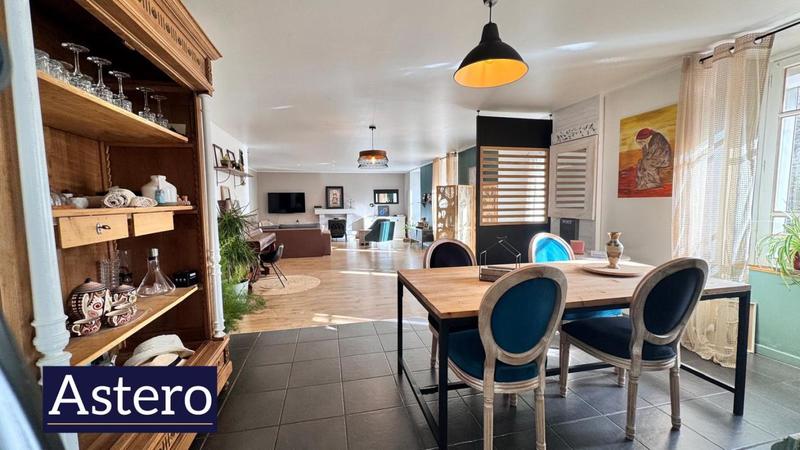 Maison de maîtres - 197 m² - 8 pièces