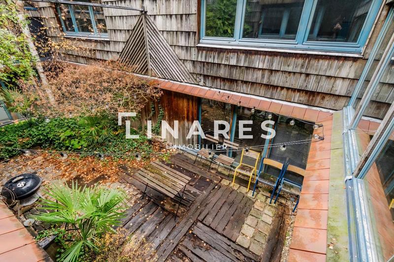 Maison - 350 m² - 8 pièces