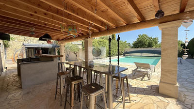 Maison - 205 m² - 7 pièces