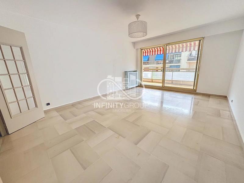 Appartement - 65 m² - 2 pièces