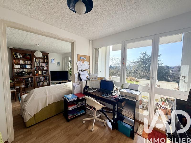 Appartement - 80 m² - 3 pièces