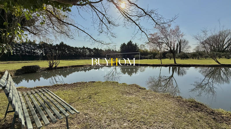 Maison - 215 m² - 7 pièces