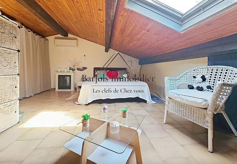 Appartement - 95 m² - 4 pièces