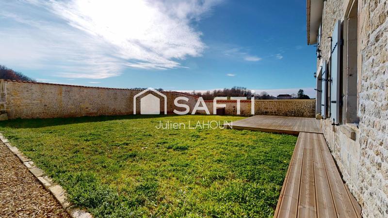 Maison - 230 m² - 8 pièces