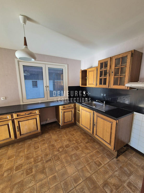 Appartement - 84 m² - 3 pièces