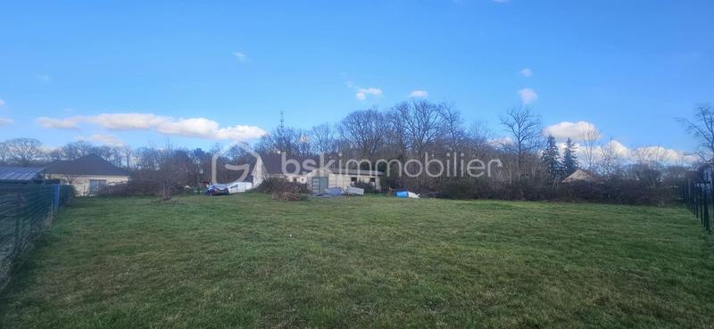 Terrain constructible - 1 177 m²