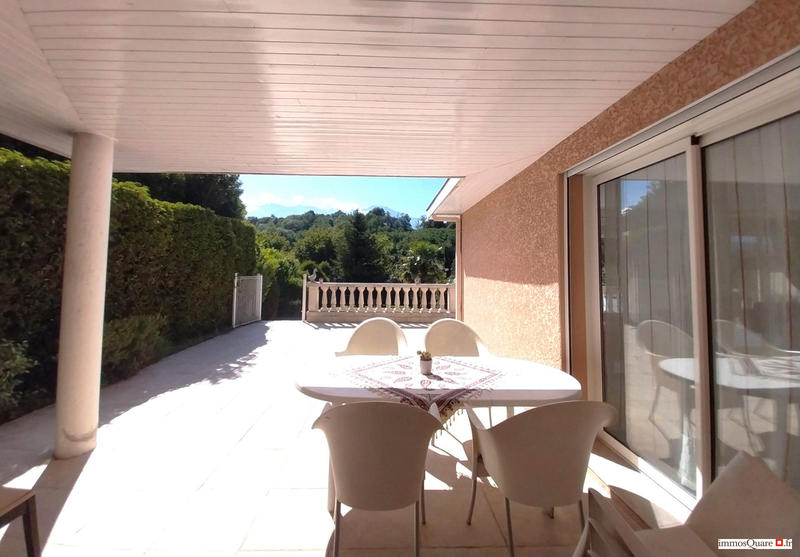 Villa - 140 m² - 5 pièces