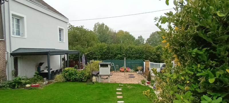 Maison - 180 m² - 10 pièces