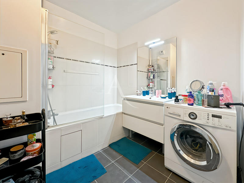 Appartement - 97 m² - 5 pièces