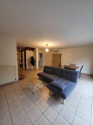 Maison de bourg - 95 m² - 4 pièces