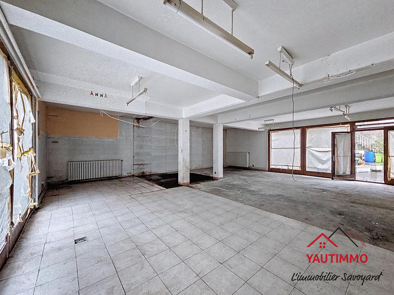 Appartement - 103 m² - 1 pièce