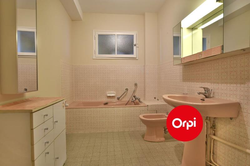 Appartement - 75 m² - 3 pièces