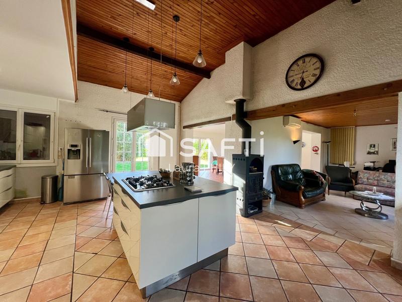 Maison - 130 m² - 4 pièces