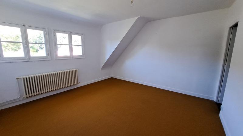 Pavillon - 150 m² - 8 pièces