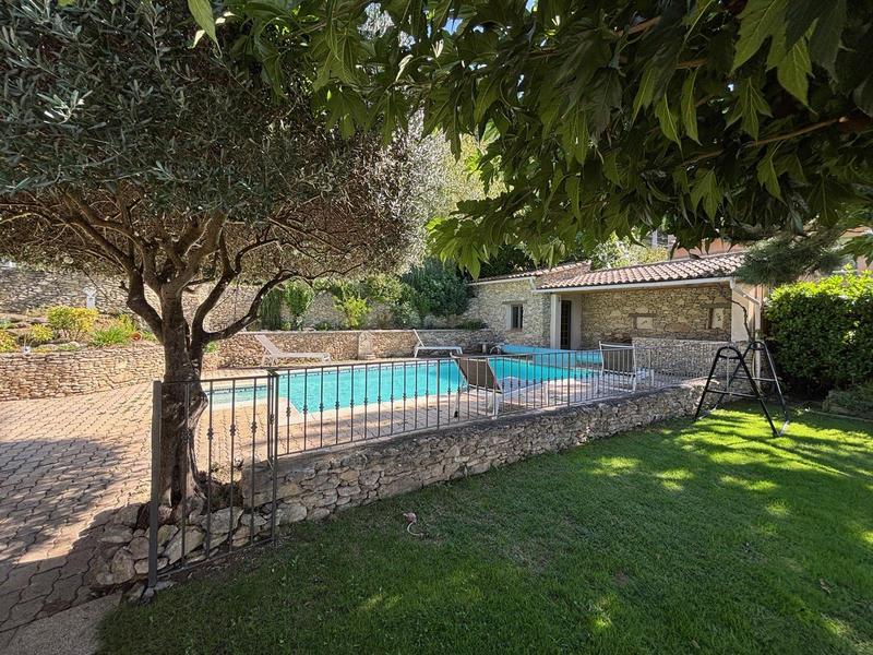 Villa - 148 m² - 6 pièces