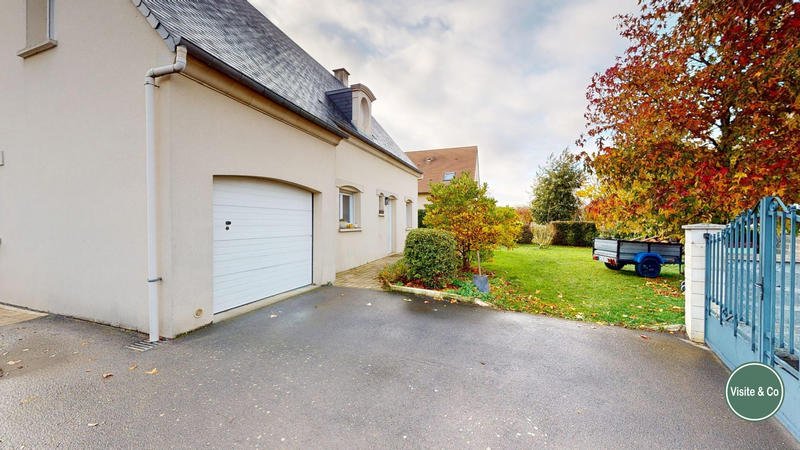 Maison traditionnelle - 118 m² - 6 pièces