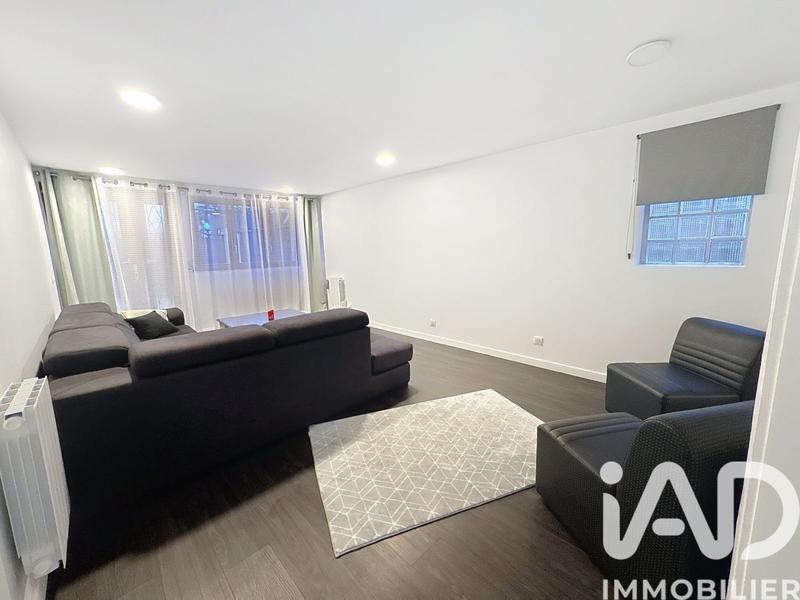 Maison - 180 m² - 9 pièces