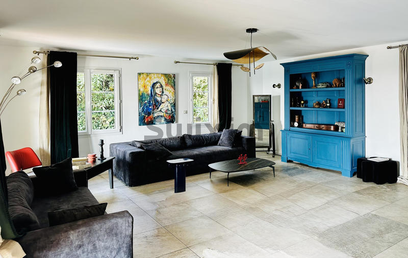 Bastide - 217 m² - 8 pièces