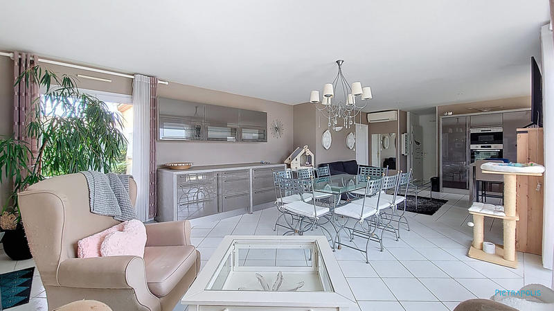 Maison traditionnelle - 130 m² - 5 pièces